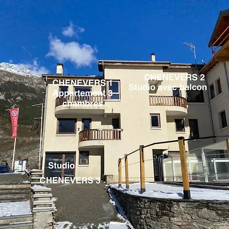 Apartment Les Chenevers Lanslevillard